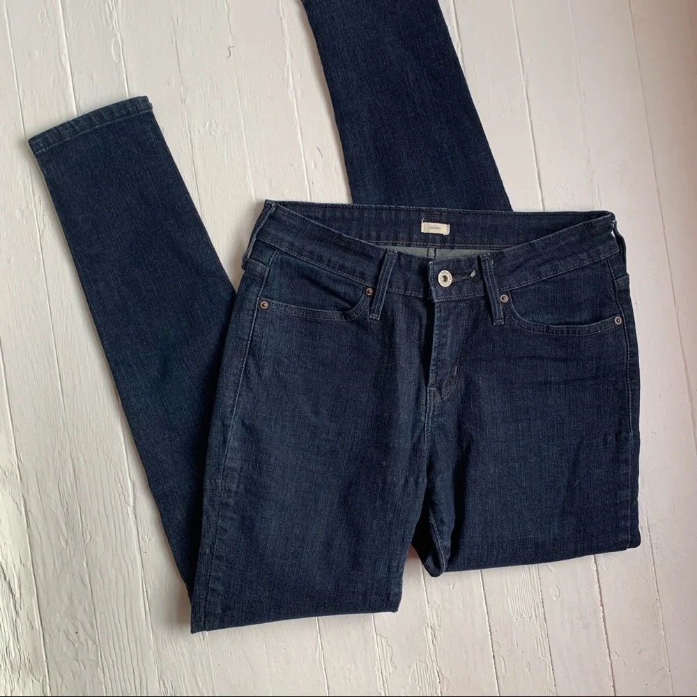 Levi’s | Skinny Dark Wash Legging Jeans - W28 X L32 - Picture 4 of 8